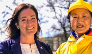 Đại biểu Quốc hội Thụy Điển ủng hộ Pháp Luân Công