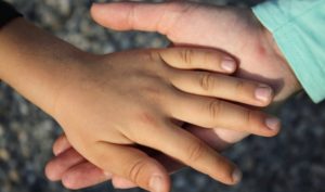 Khi chứng kiến hành động tử tế, chúng ta cũng muốn làm điều thiện