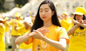 5 bài tập Pháp Luân Công hàng ngày – Video hướng dẫn chuẩn, dễ tập tại nhà