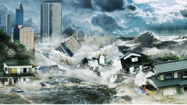 Sóng thần là tai họa đã từng xảy ra ở nhiều nơi.  Sóng thần (tiếng Nhật: 津波 tsunami) là một loạt các đợt sóng tạo nên khi một thể tích lớn của nước đại dương bị chuyển dịch chớp nhoáng trên một quy mô lớn.