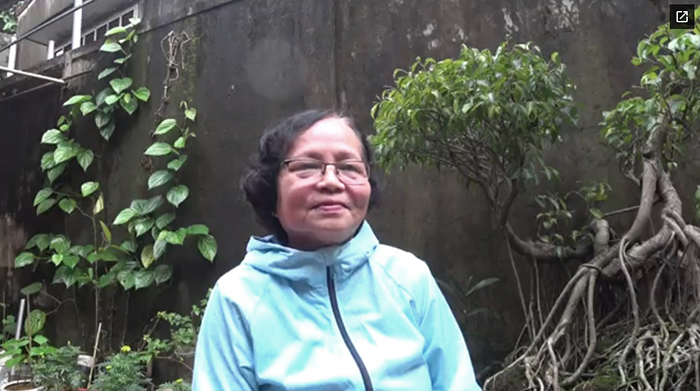 Bị ung thư buồng trứng phải làm sao; Người bị ung thư buồng trứng nên ăn gì; Dấu hiệu bị ung thư buồng trứng