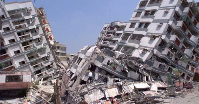 Những sự kiện kỳ lạ xảy ra trong trận động đất kinh hoàng 921