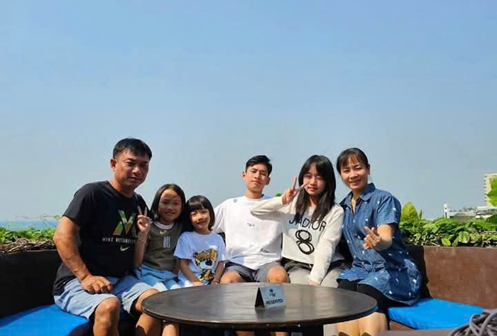 Hành trình tu tâm và sống hướng thiện nhờ Pháp Luân Công