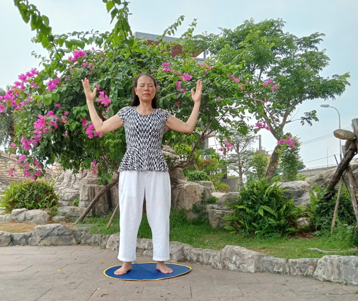 ‘Đừng lạy cuốn Kinh này nữa!’ - lời nói kỳ lạ đã chuyển hướng đời tôi