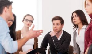 Lắng nghe lời góp ý là cơ hội tốt để sửa chữa sai lầm