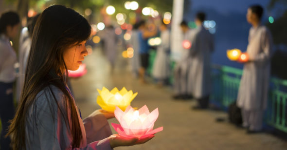 Điều gì quan trọng khi dâng lễ bái Phật
