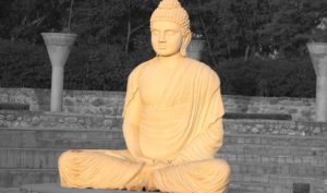 Tượng Phật được xem như hiện thân của Phật ở thế gian