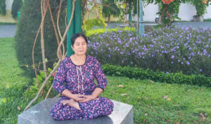 Bỗng nói được một ngôn ngữ kỳ lạ, đến lúc hiểu ra mới giật mình kinh hãi