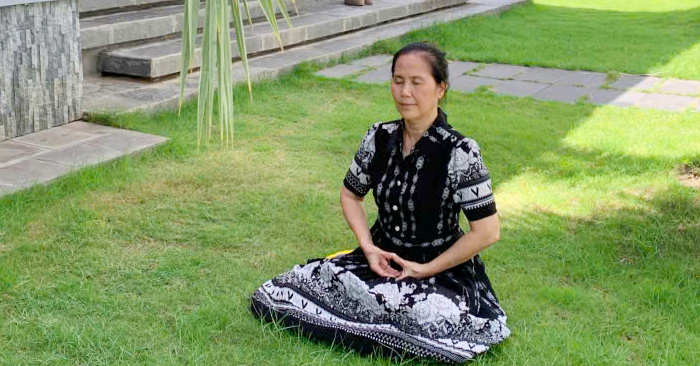 Tìm cách tĩnh tâm, tôi may mắn gặp Pháp Luân Công