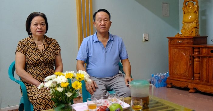 Vợ mắc đa bệnh, chồng đứt dây chằng bả vai, cuộc đời thay đổi nhờ tập Pháp Luân Công