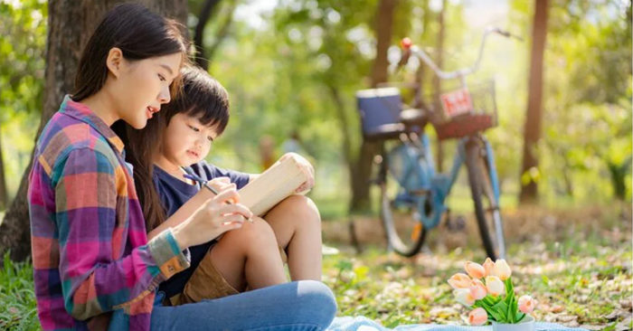 Hãy dạy con thành “quý ông”, thay vì “người đàn ông ấm áp”