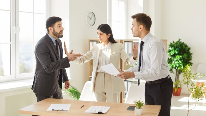 5 cách để hóa giải mâu thuẫn với đồng nghiệp