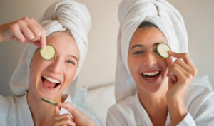 7 mẹo chăm sóc da sáng khỏe từ dưa leo