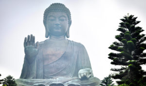Chúng ta nên sợ ma hay ‘sợ’ Phật?