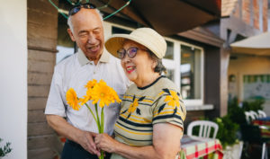 Hôn nhân hạnh phúc hơn 80 năm: Những cặp vợ chồng trăm tuổi nói gì?