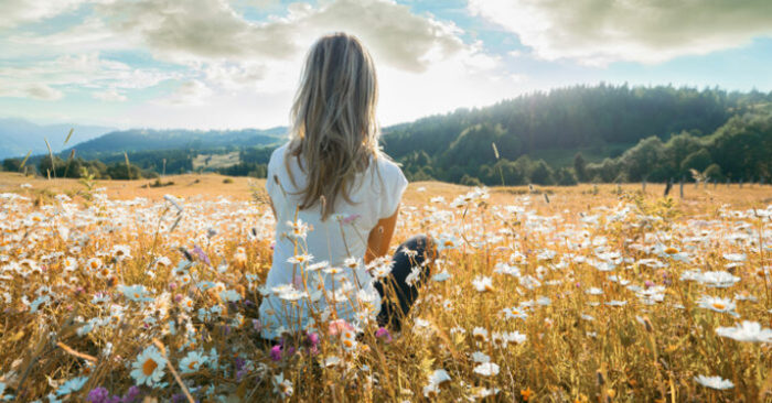 Phải làm sao khi những ký ức đau buồn ùa về trong tâm trí?