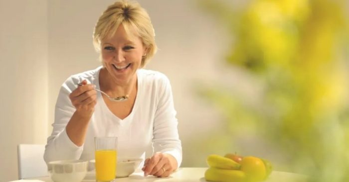 6 loại thực phẩm quan trọng đối với người trung niên và người già