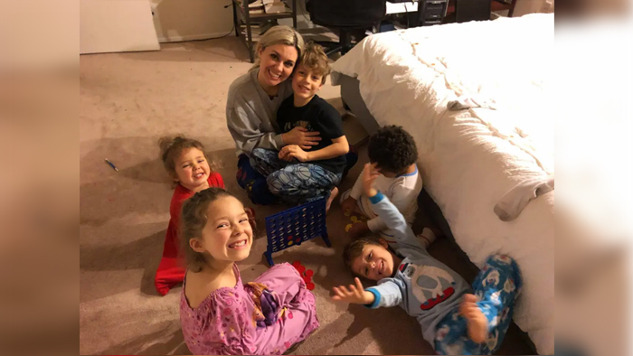 Ép 5 con “cai nghiện điện thoại”, kết quả khiến người mẹ kinh ngạc