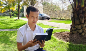 Tôi đã buông được nỗi lo âu trong kinh doanh nhờ một quyển sách quý