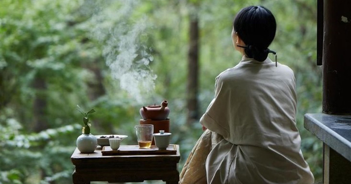 Người đi, trà nguội, đó là quy luật tự nhiên