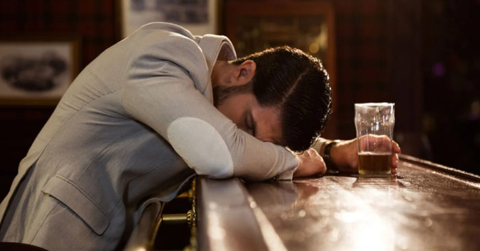 Một lần say rượu có thể ảnh hưởng đến hệ thần kinh vĩnh viễn