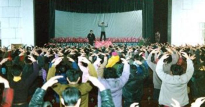 Hồi ức được nghe Sư phụ giảng Pháp tại khán phòng Bát Nhất ở Thiên Tân năm 1994