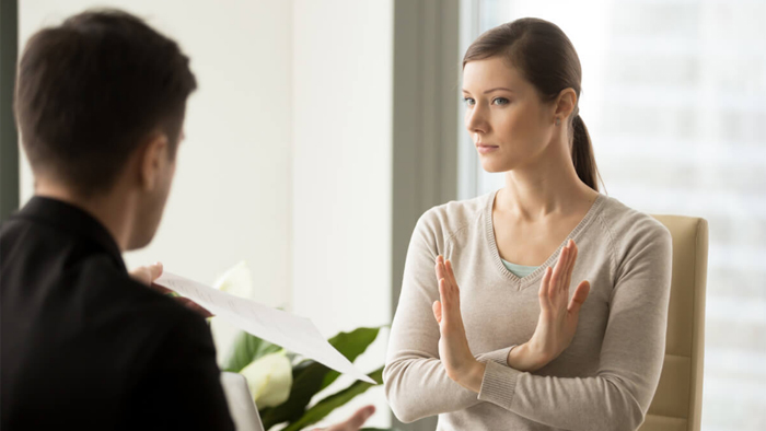 Làm cách nào để lịch sự “từ chối” người khác?