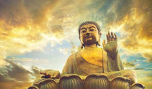 Nhân quả báo ứng: Phá hủy tượng Phật, hai tay thối rữa