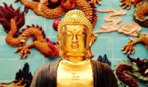 Tại sao không thể di chuyển tượng Phật của chùa Long Vương?