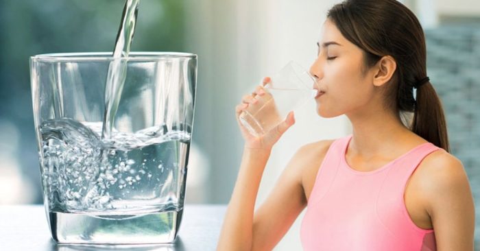 Uống nước quá ít có thể khiến con người "kém thông minh"