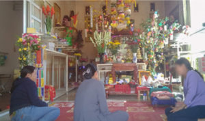 Một lần đi xem bói bị “ma khóc” nhập suốt 9 năm